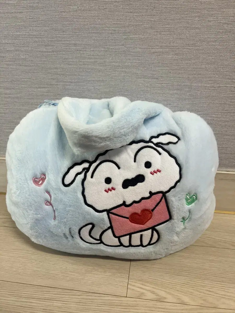 짱구 가방 담요 팔아요 흰둥이 담요